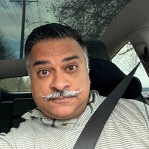 Meet your Posher, Ray